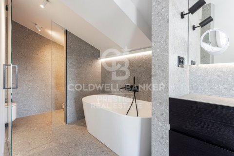 Продажа дома в Барселона, Испания 5 спален, 560м2 №160421 - фото 24