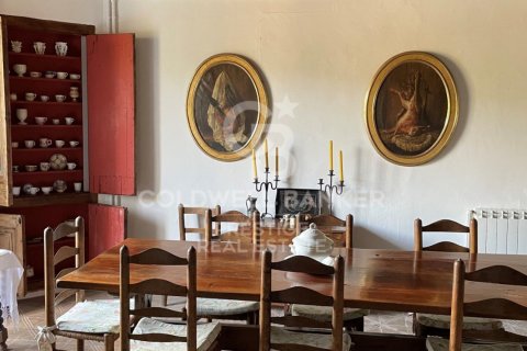 Dom w Vilanova i la Geltru, Barcelona, Hiszpania 18 sypialni, 4000 mkw. nr 160422 – zdjęcie 23