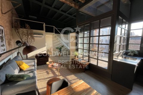 Apartment à vendre à Barcelona, Espagne, 2 chambres, 83 m2 No. 160419 - photo 3