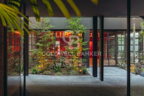 Apartment à vendre à Barcelona, Espagne, 2 chambres, 83 m2 No. 160419 - photo 26