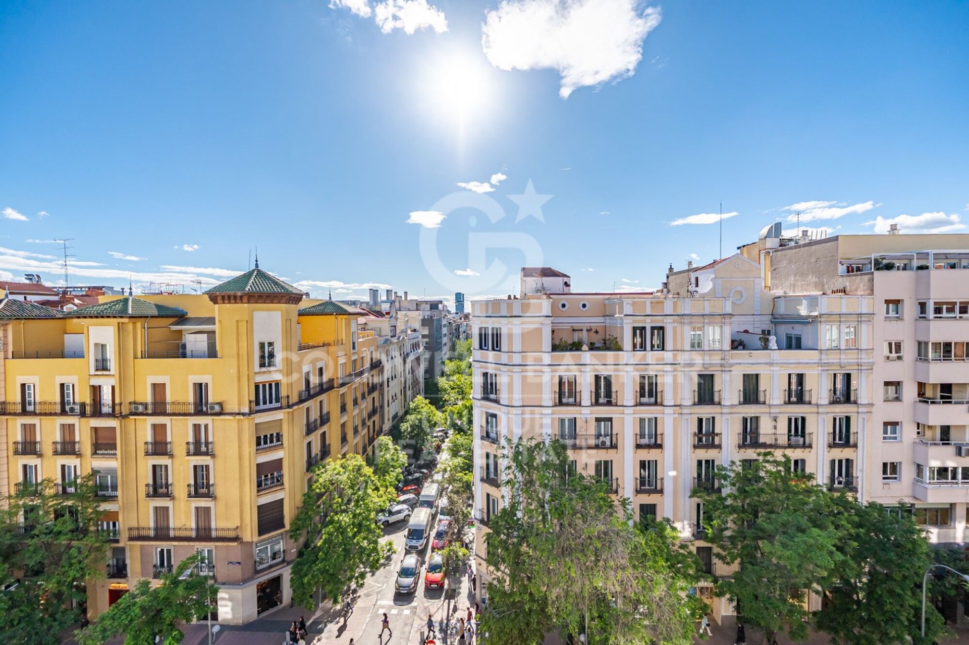 Appartamento a Madrid, Spagna 4 camere da letto, 208 mq. N° 178636