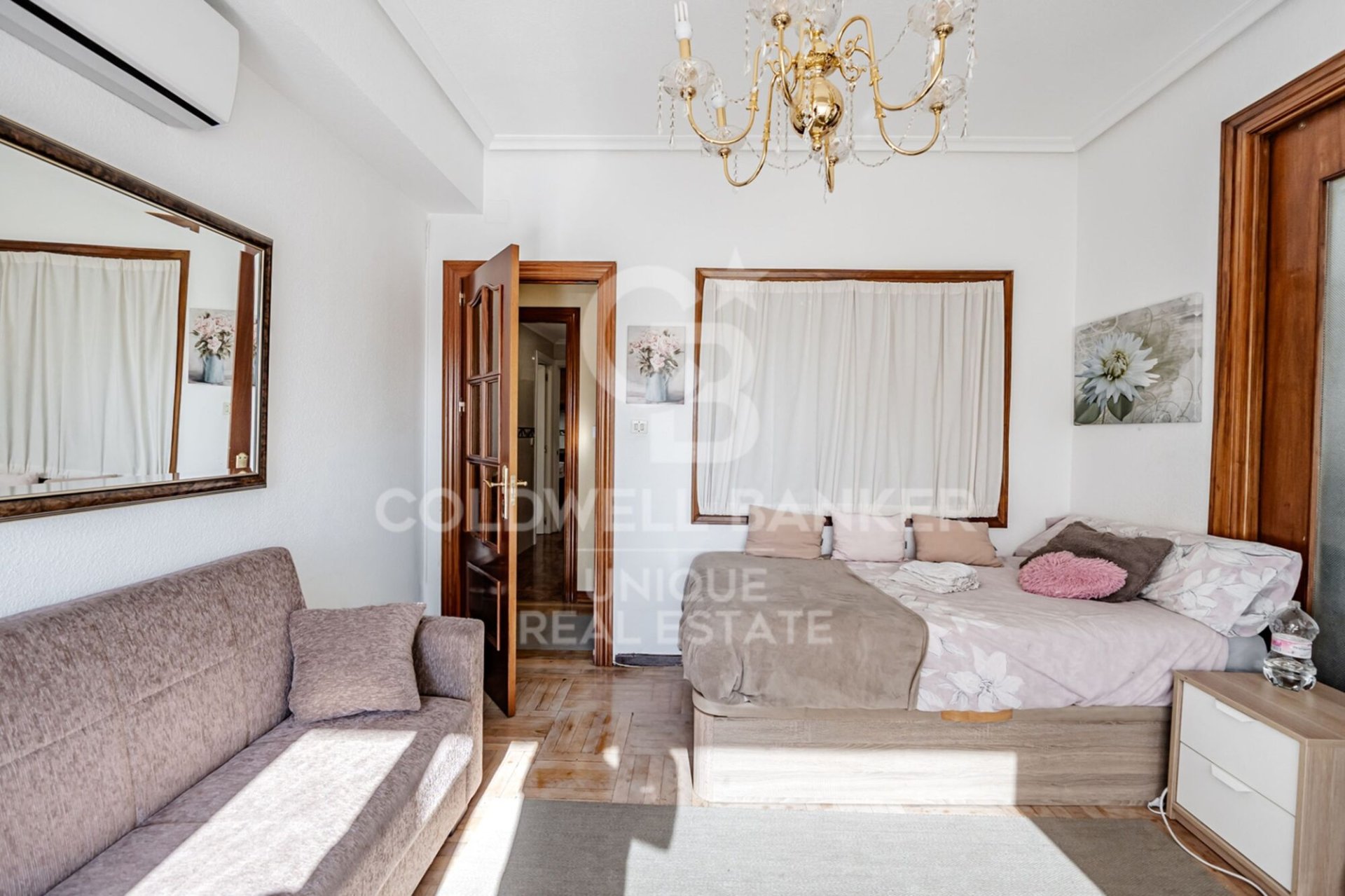 Appartamento a Madrid, Spagna 4 camere da letto, 208 mq. N° 178636
