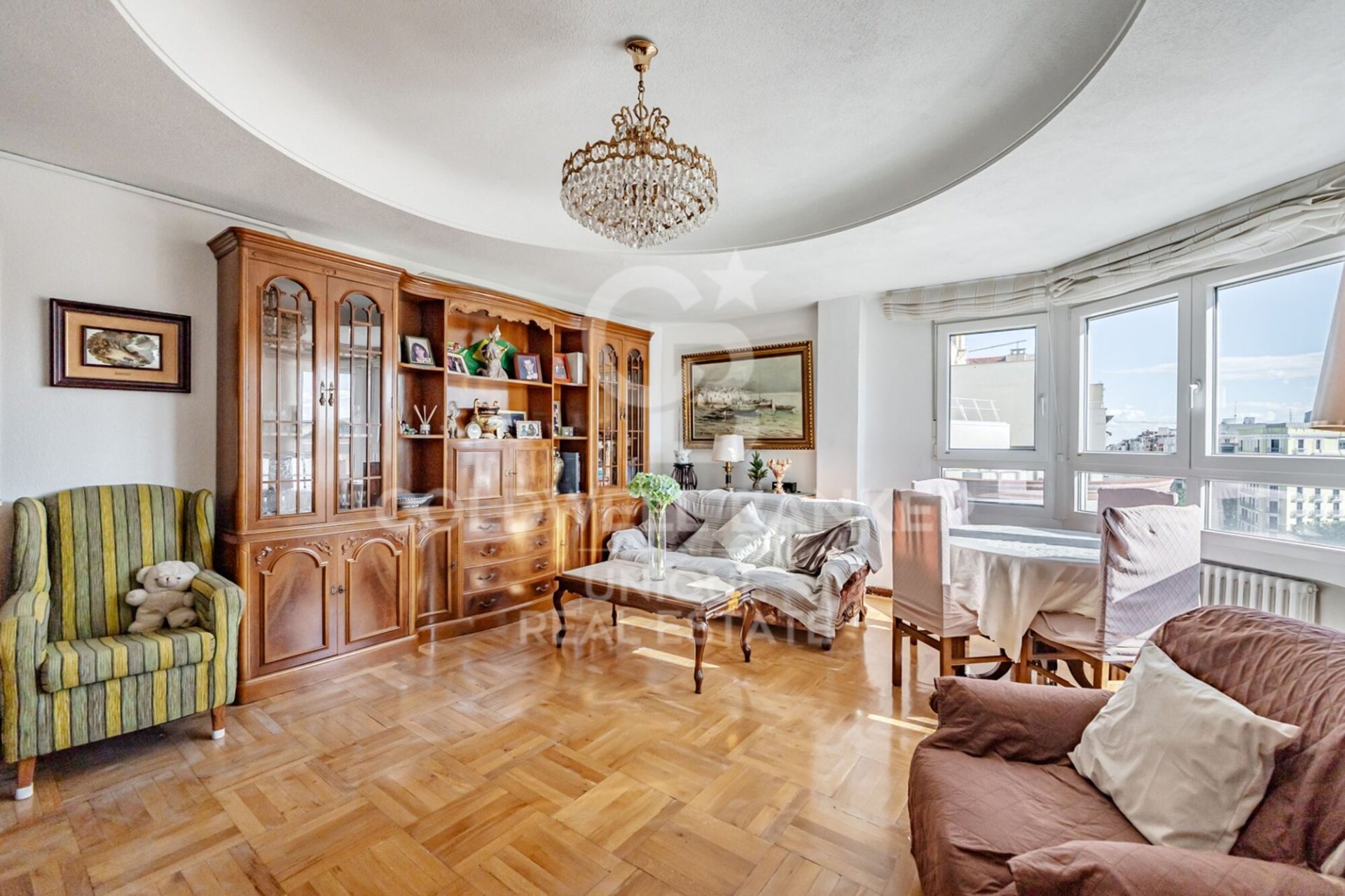 Appartamento a Madrid, Spagna 4 camere da letto, 208 mq. N° 178636