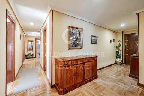 Apartment à vendre à Madrid, Espagne, 4 chambres, 208 m2 No. 178636 - photo 13
