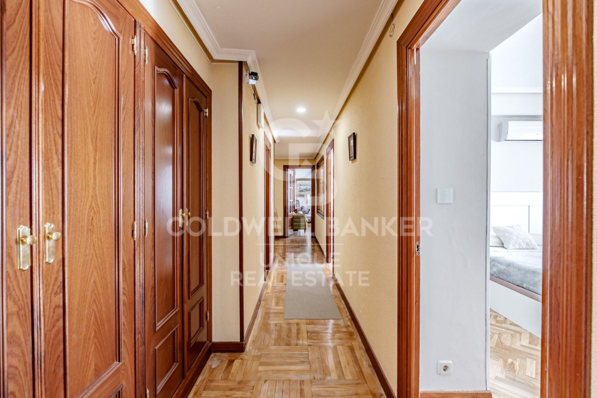 Appartamento a Madrid, Spagna 4 camere da letto, 208 mq. N° 178636
