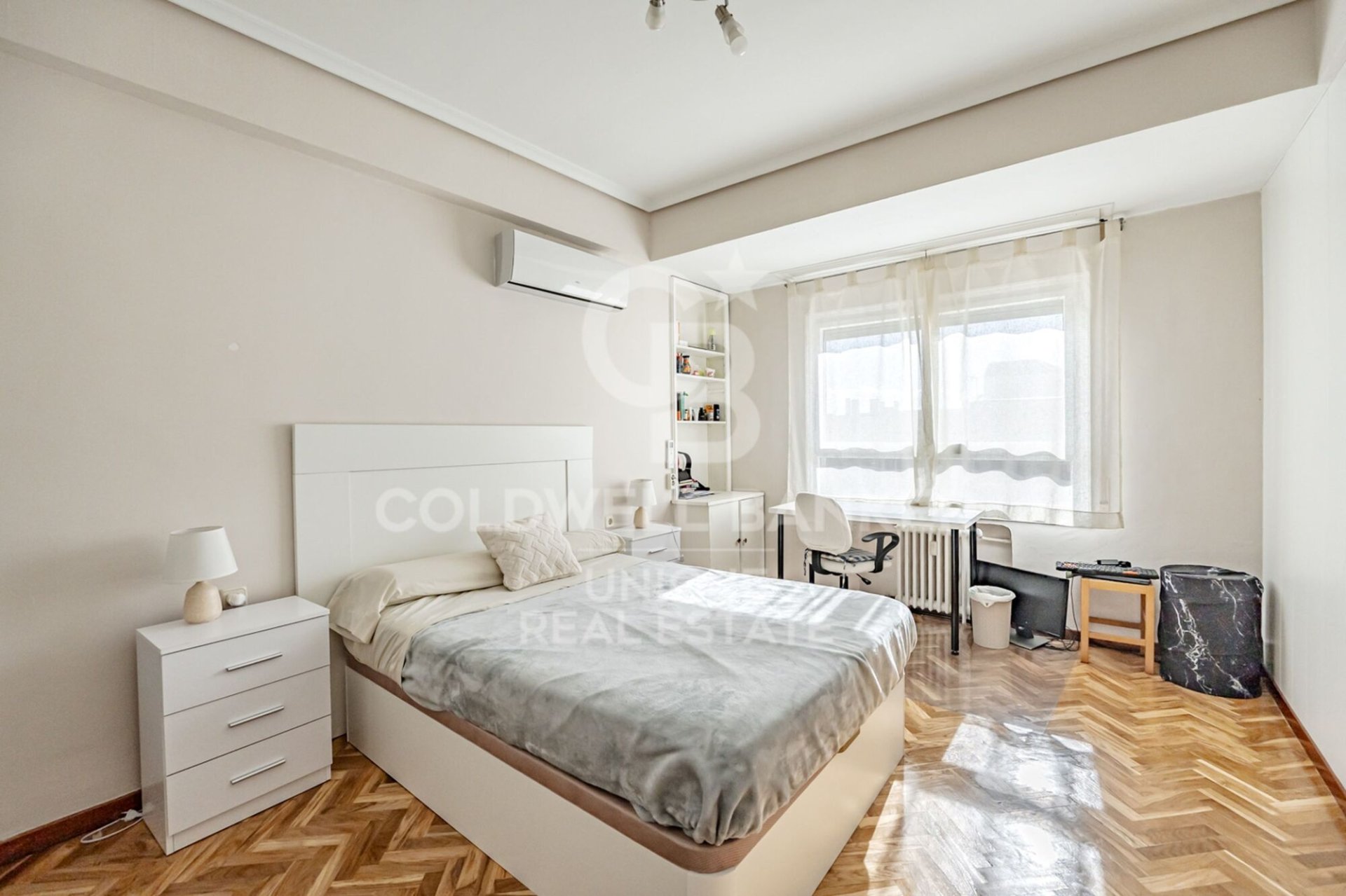 Appartamento a Madrid, Spagna 4 camere da letto, 208 mq. N° 178636