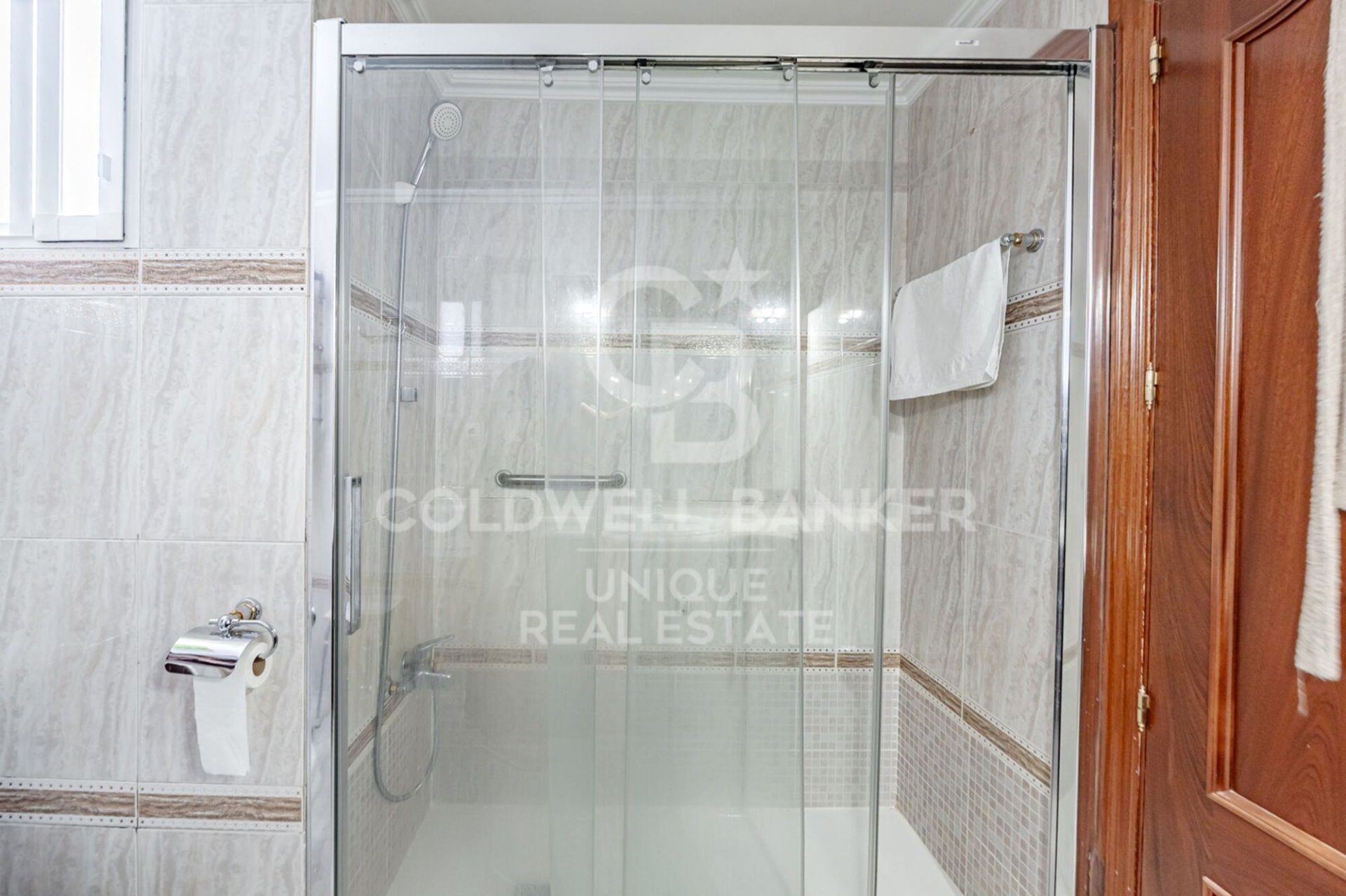 Appartamento a Madrid, Spagna 4 camere da letto, 208 mq. N° 178636