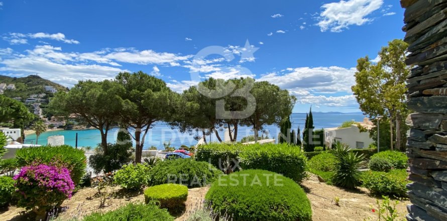 Apartment à Roses, Girona, Espagne 2 chambres, 84 m2 No. 178637