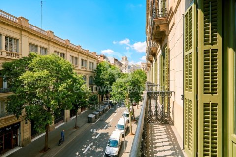 Apartment à vendre à Barcelona, Espagne, 3 chambres, No. 178635 - photo 24