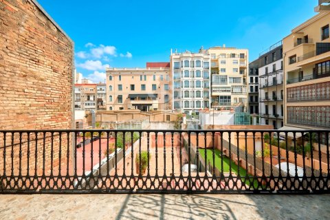 Apartment à vendre à Barcelona, Espagne, 3 chambres, No. 178635 - photo 5