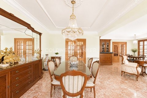 Villa à vendre à Torrent, Valencia, Espagne, 7 chambres, 996 m2 No. 178640 - photo 8