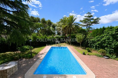 Villa à vendre à Torrent, Valencia, Espagne, 7 chambres, 996 m2 No. 178640 - photo 3