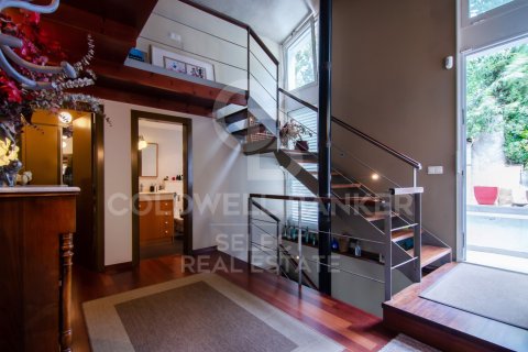 House à vendre à Cerdanyola Del Valles, Barcelona, Espagne, 5 chambres, 184 m2 No. 178638 - photo 3