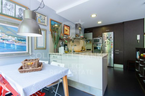 House à vendre à Cerdanyola Del Valles, Barcelona, Espagne, 5 chambres, 184 m2 No. 178638 - photo 27