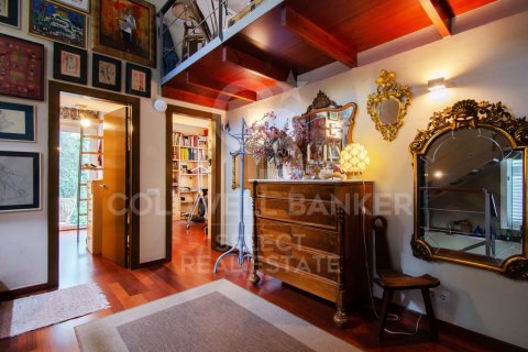 House à vendre à Cerdanyola Del Valles, Barcelona, Espagne, 5 chambres, 184 m2 No. 178638 - photo 2