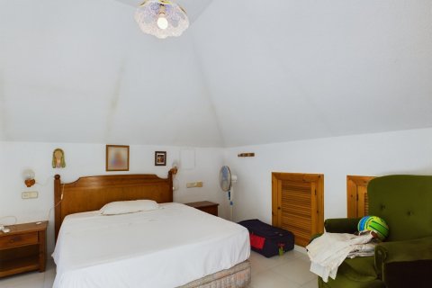 Takvåning till salu i Los Alcazares, Murcia, Spanien 4 sovrum, Nr. 151402 - foto 2