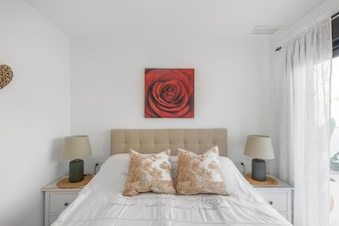 Apartment for sale in Los Alcazares, Murcia, Spain 2 bedrooms,  No. 151403 - photo 9