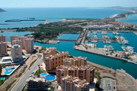 Huoneisto myytävänä La Manga del Mar Menor, Murcia, Espanja, 3 makuuhuonetta, 102 m2 No. 132964 - kuva 15