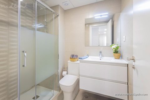 Huoneisto myytävänä La Manga del Mar Menor, Murcia, Espanja, 3 makuuhuonetta, 102 m2 No. 132964 - kuva 9