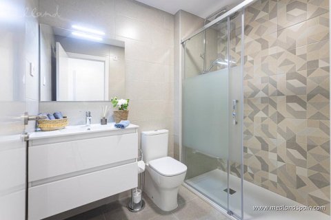 Huoneisto myytävänä La Manga del Mar Menor, Murcia, Espanja, 3 makuuhuonetta, 102 m2 No. 132964 - kuva 11