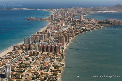 Townhouse for sale La Manga del Mar Menor, Murcia, Spain 2 bedrooms, 97 sq.m. No. 132965 - photo 15