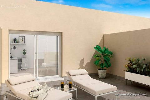 Townhouse for sale La Manga del Mar Menor, Murcia, Spain 2 bedrooms, 97 sq.m. No. 132965 - photo 12