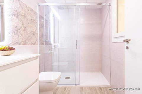 Townhouse for sale La Manga del Mar Menor, Murcia, Spain 2 bedrooms, 97 sq.m. No. 132965 - photo 8