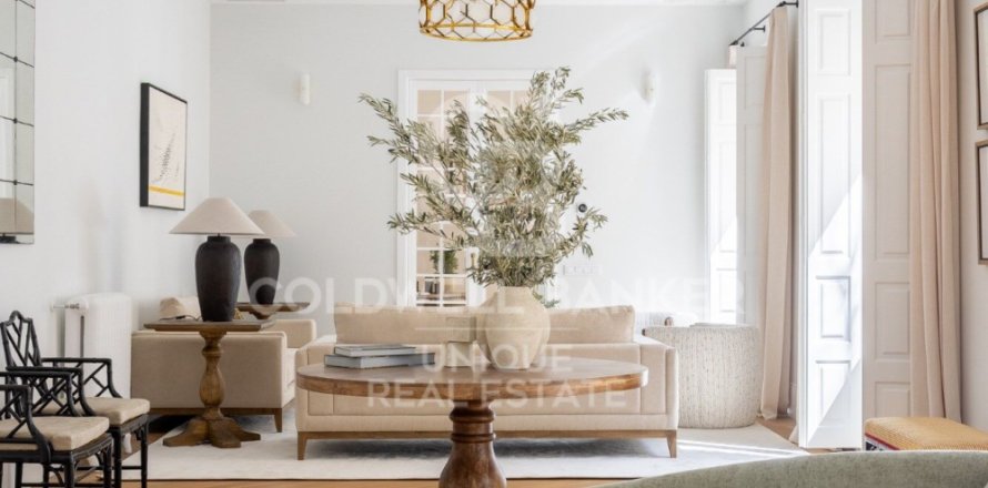 Apartament w Madrid, Hiszpania 5 sypialni, 471 mkw. nr 158909