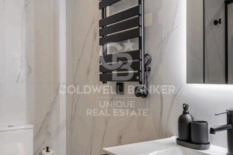 Huoneisto myytävänä Madrid, Espanja, 3 makuuhuonetta, 176 m2 No. 158912 - kuva 8
