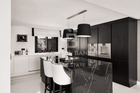 Villa en venta en Marbella, Málaga, España 6 dormitorios, 840 m2 No. 158910 - foto 5