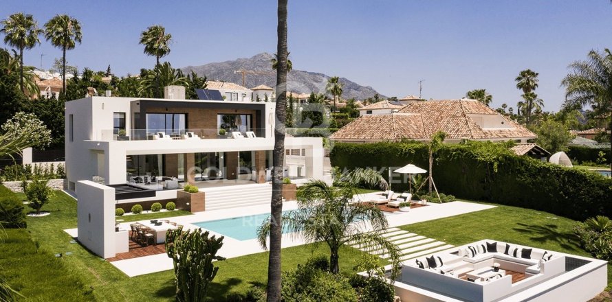 Villa in Marbella, Malaga, Spanien 6 Schlafzimmer, 840 m2 Nr. 158910