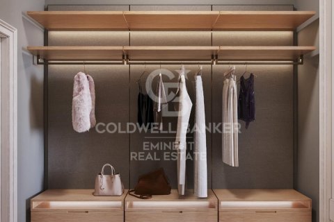 Apartament w Barcelona, Hiszpania 4 sypialnie, 237 mkw. nr 158906 – zdjęcie 23