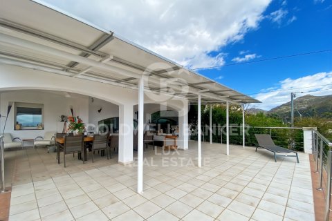 House for sale in Roses, Girona, Spain 4 bedrooms, 290 sq.m. No. 158908 - photo 8
