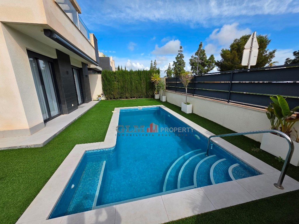 Apartamento en Los Alcázares, Murcia, España 3 dormitorios, 136 m2 No. 164715