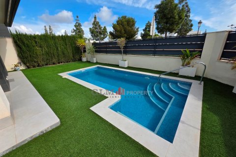 Apartament w Los Alcazares, Murcia, Hiszpania 3 sypialnie, 136 mkw. nr 164715 – zdjęcie 8