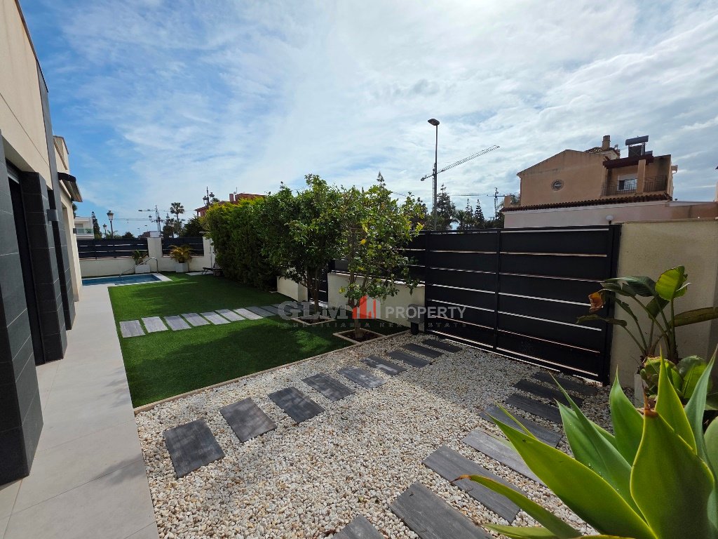 Apartamento en Los Alcázares, Murcia, España 3 dormitorios, 136 m2 No. 164715