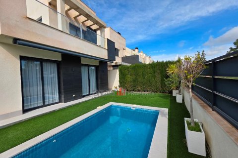 Apartament w Los Alcazares, Murcia, Hiszpania 3 sypialnie, 136 mkw. nr 164715 – zdjęcie 6