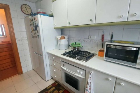 Huoneisto myytävänä Calpe, Alicante, Espanja, 3 makuuhuonetta, 89 m2 No. 139961 - kuva 3