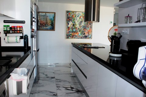 Продажа квартиры Аликанте, Испания 2 спальни, 81м2 №139963 - фото 7