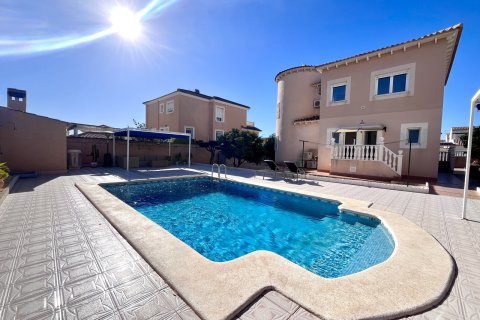 Villa pārdošanā Alicante, Spānijā 4 istabas, 176 m2 Nr. 139965 - attēls 4