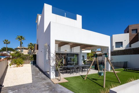 Villa in vendita Ciudad Quesada, Alicante, Spagna 4 camere da letto, 153 mq. N° 139966 - foto 2