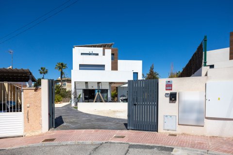 Villa in vendita Ciudad Quesada, Alicante, Spagna 4 camere da letto, 153 mq. N° 139966 - foto 12