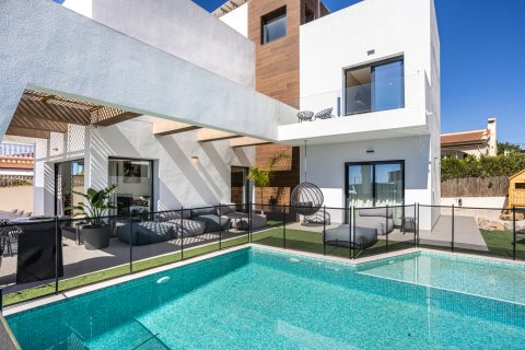 Villa in vendita Ciudad Quesada, Alicante, Spagna 4 camere da letto, 153 mq. N° 139966 - foto 1