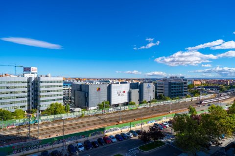 Apartamento en venta en Madrid, España 1 dormitorio, 58 m2 No. 139989 - foto 5