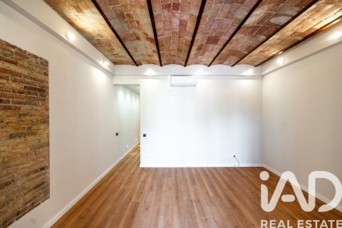 Dzīvoklis pārdošanā Barcelona, Spānijā 3 istabas, 95 m2 Nr. 173030 - attēls 2