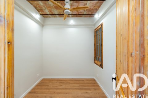 Dzīvoklis pārdošanā Barcelona, Spānijā 3 istabas, 95 m2 Nr. 173030 - attēls 17