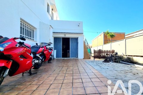 Casa in vendita a L'Ametlla de Mar, Tarragona, Spagna 7 camere da letto, 180.5 mq. N° 173032 - foto 6