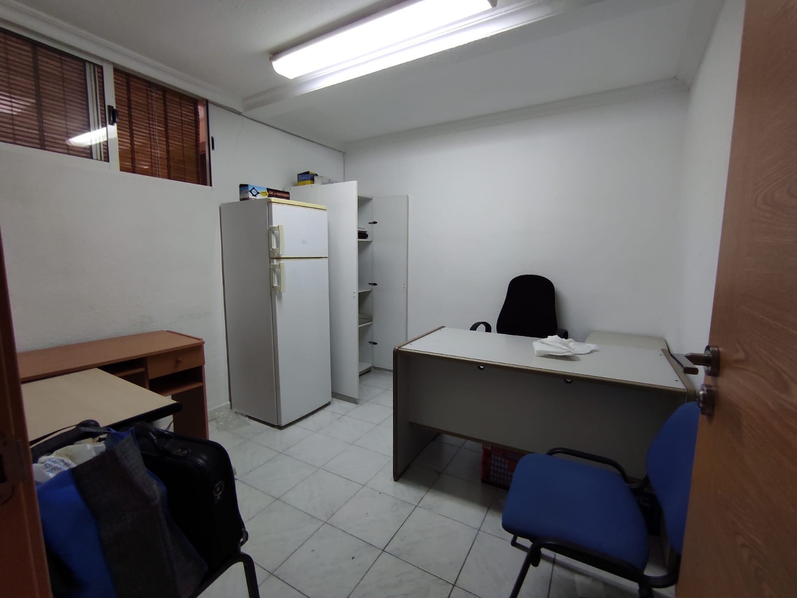 Proprietà commerciale a Guardamar del Segura, Alicante, Spagna 2 camere da letto, 91 mq. N° 183919