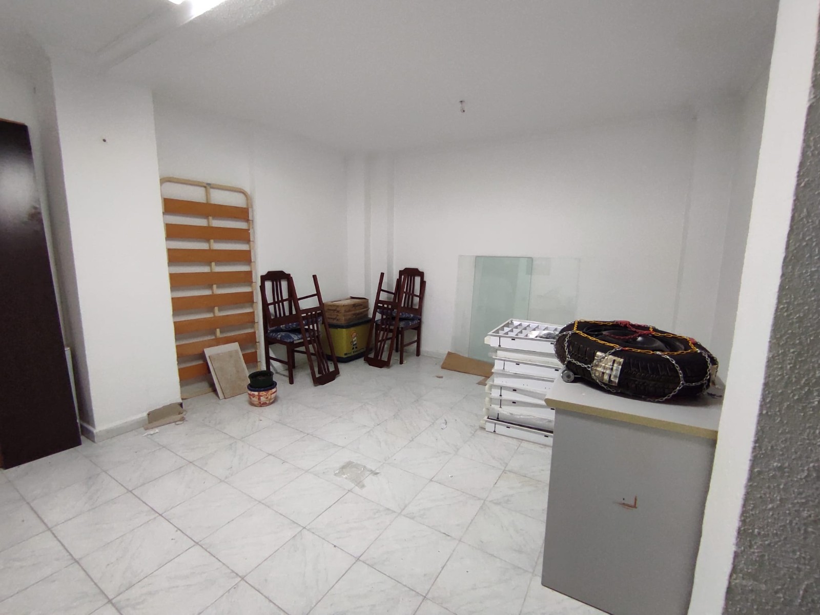Proprietà commerciale a Guardamar del Segura, Alicante, Spagna 2 camere da letto, 91 mq. N° 183919