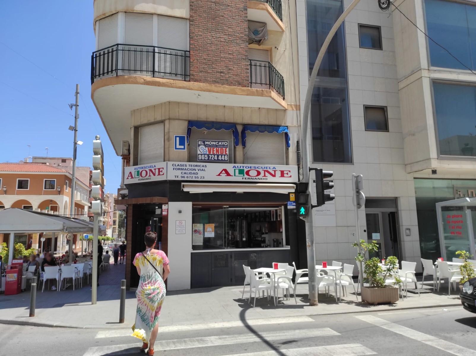 Proprietà commerciale a Guardamar del Segura, Alicante, Spagna 2 camere da letto, 91 mq. N° 183919